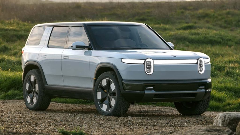 Rivian R2’nin Yeni Versiyonlarını Planlıyor